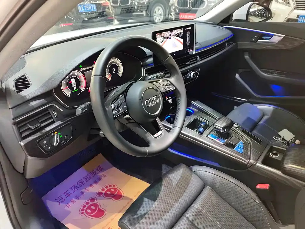 Audi A4L 2022 из CN, фото 4