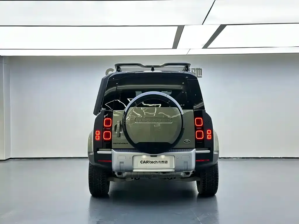 Land Rover Defender — фото 3