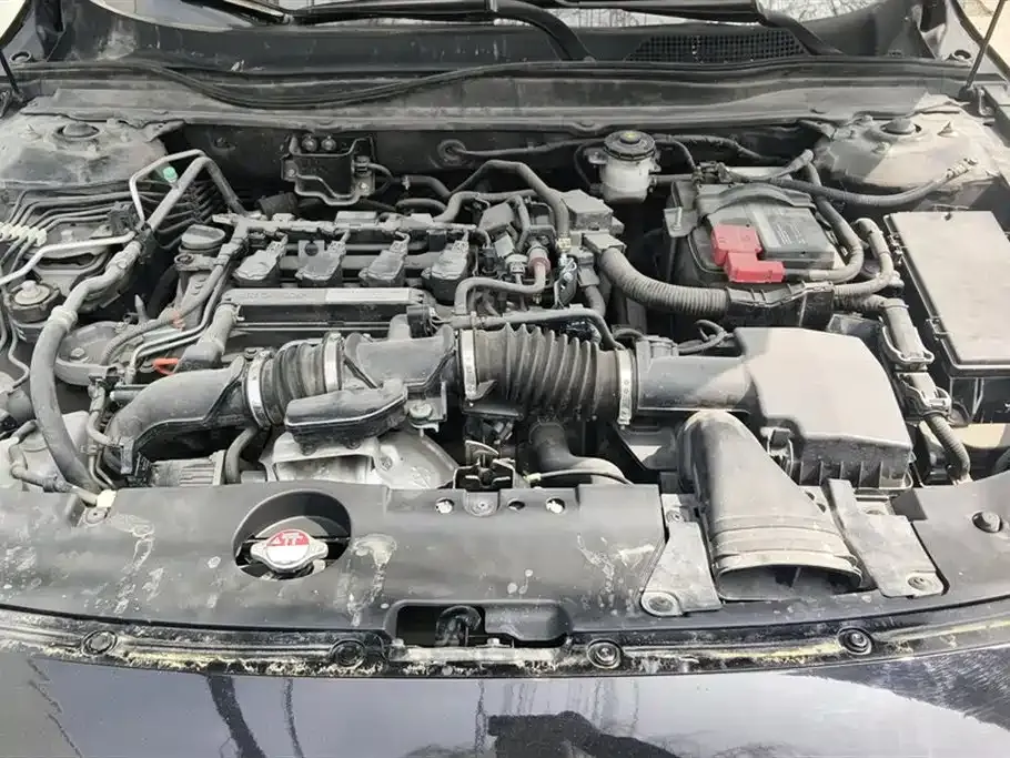 Honda Accord — фото 9