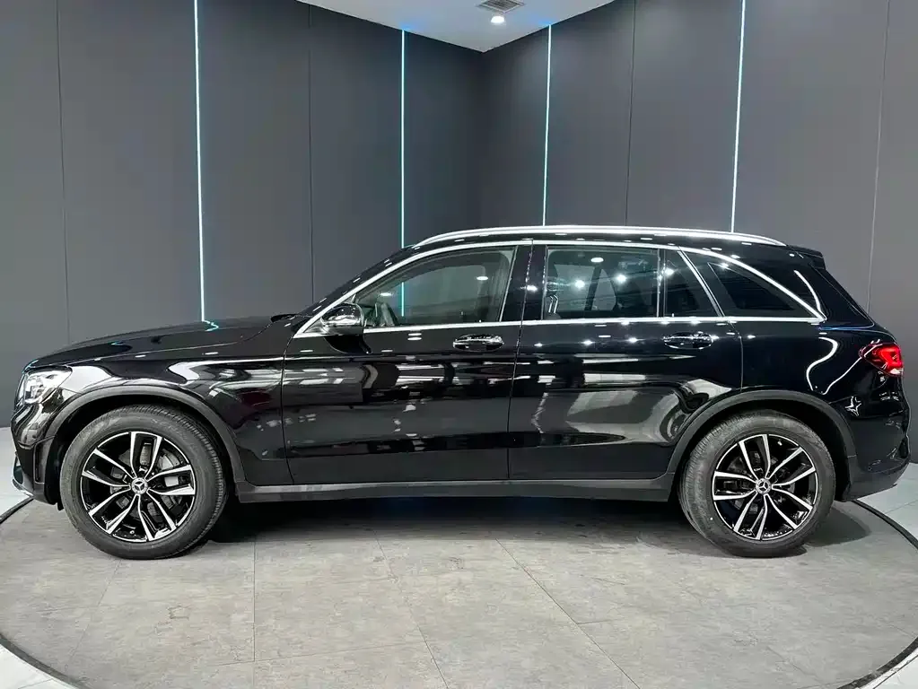 Mercedes-Benz GLC — фото 6