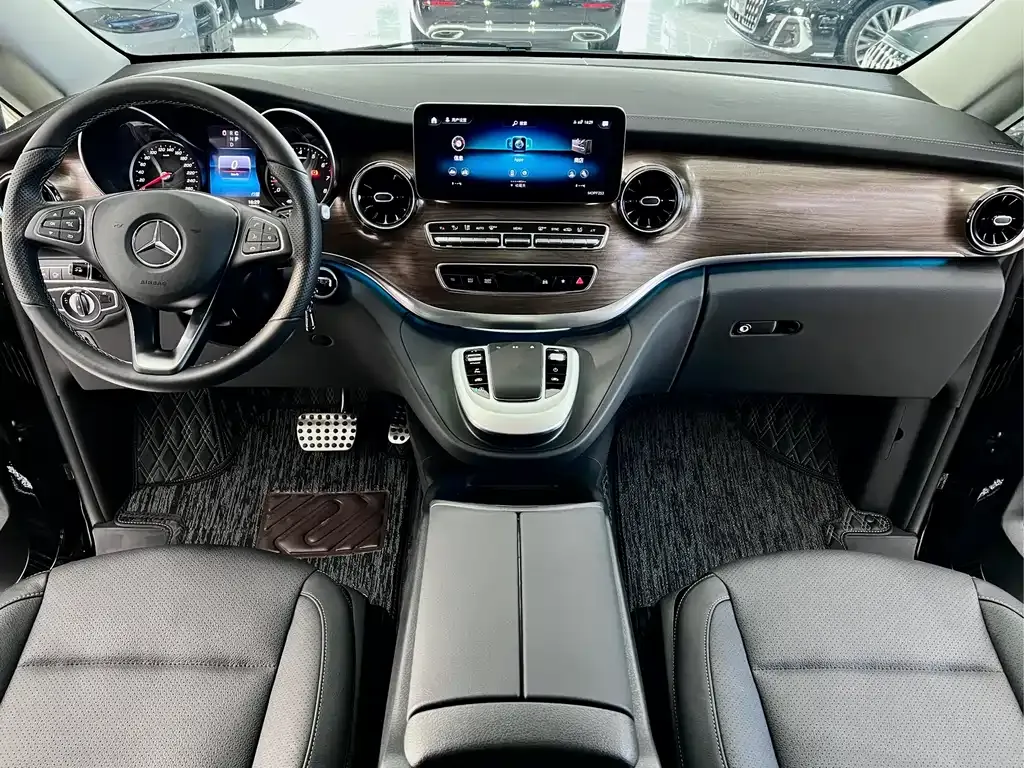 Mercedes-Benz V-Class 2022 из CN, фото 6