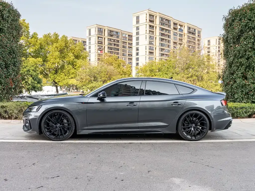 Audi RS 5 2022 из CN, фото 2