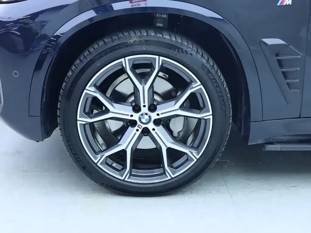 BMW X5 2024 из CN, фото 2