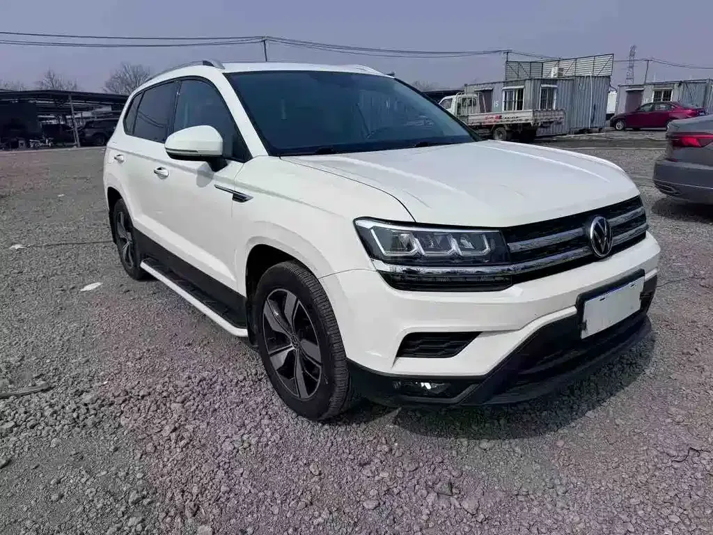 Volkswagen Tharu — фото 10