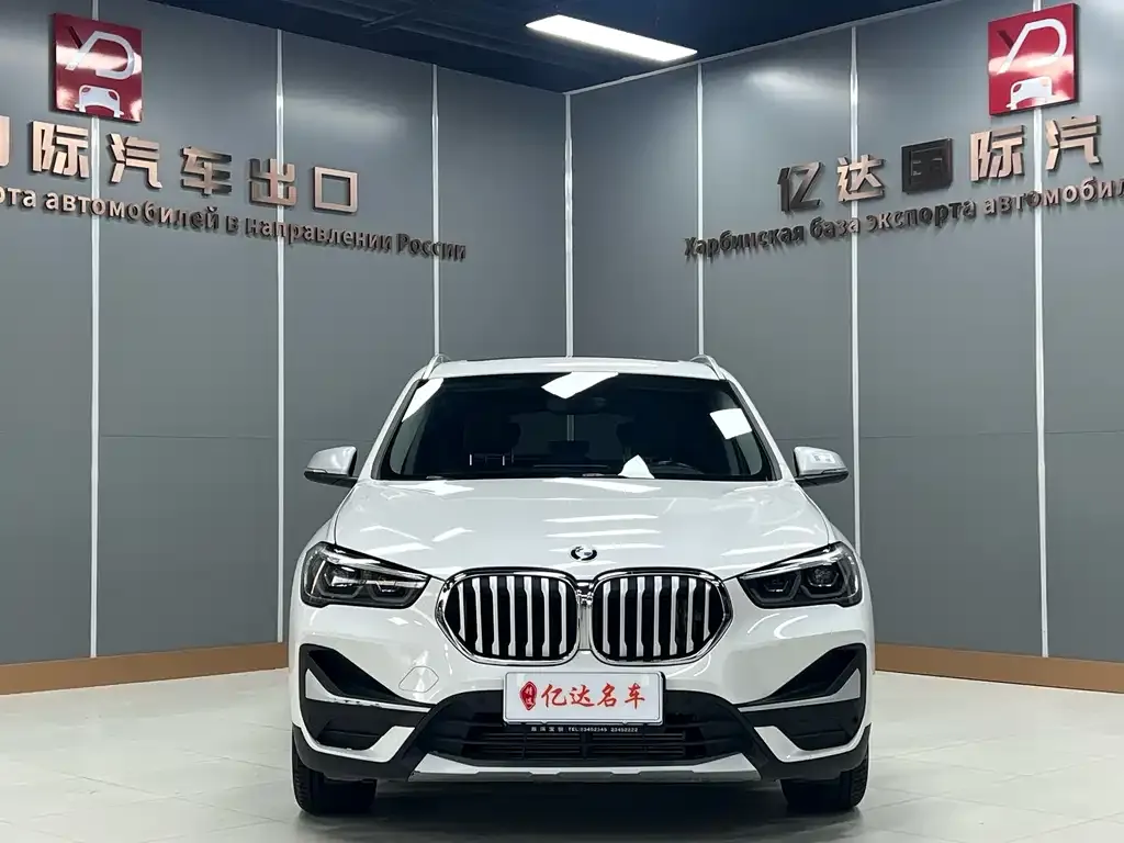 BMW X1 — фото 2