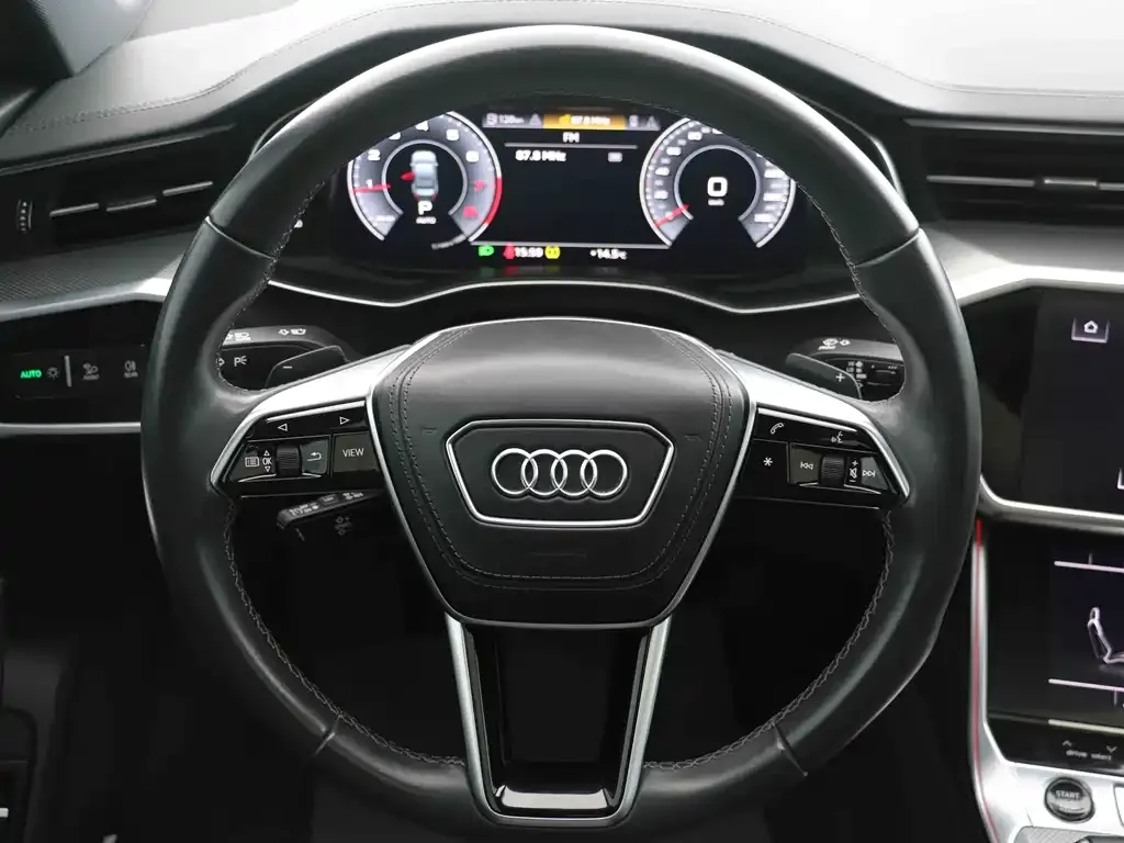 Audi A6L — фото 10
