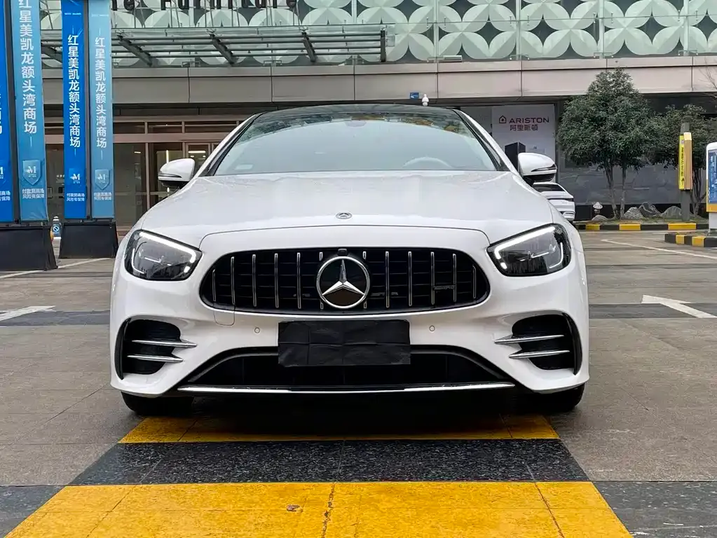 Mercedes-Benz E-Class (Import) — фото 1
