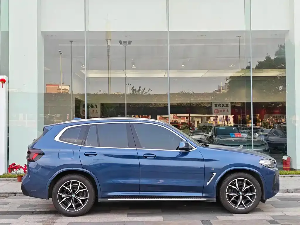 BMW X3 — фото 9
