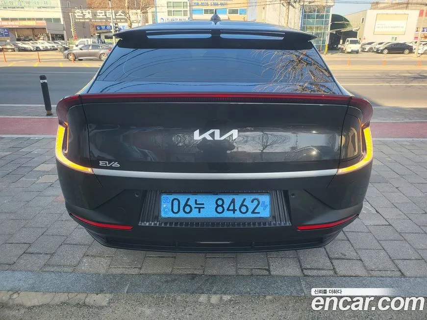 Kia EV6 — фото 4