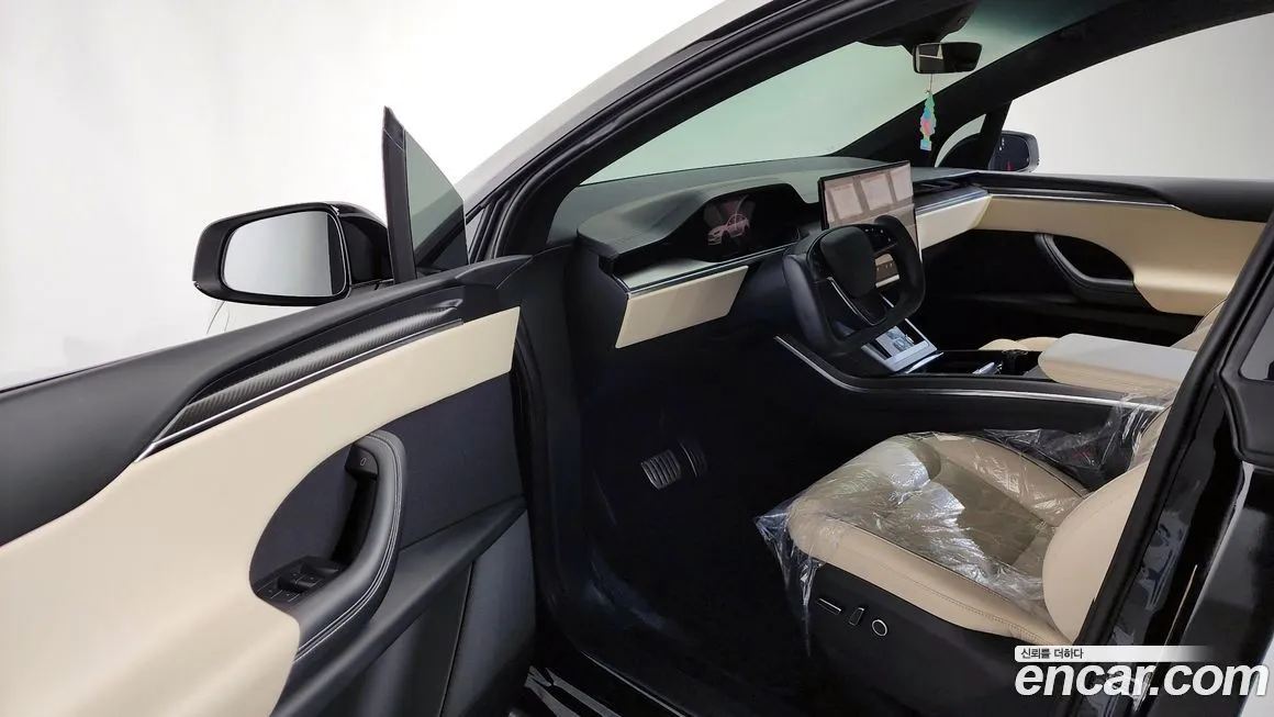 Tesla Model X 2023 из KR, фото 3