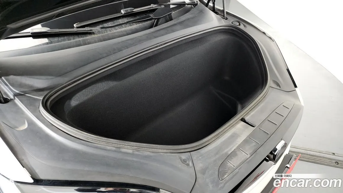 Tesla Model X 2023 из KR, фото 5