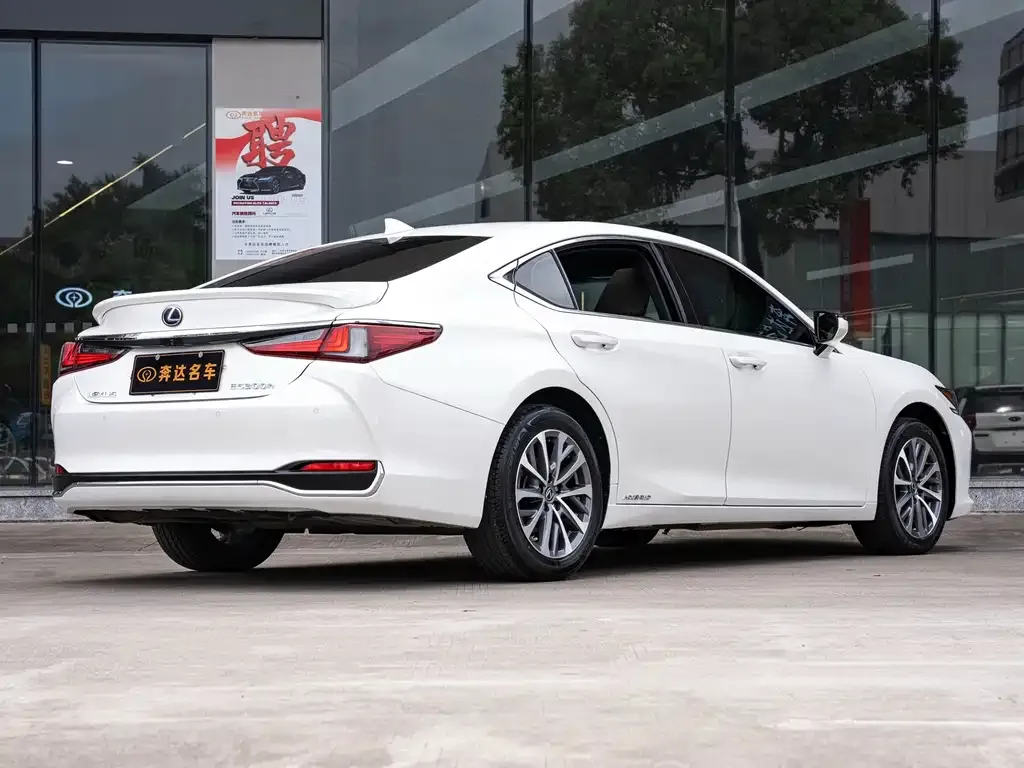 Lexus ES 2021 из CN, фото 10