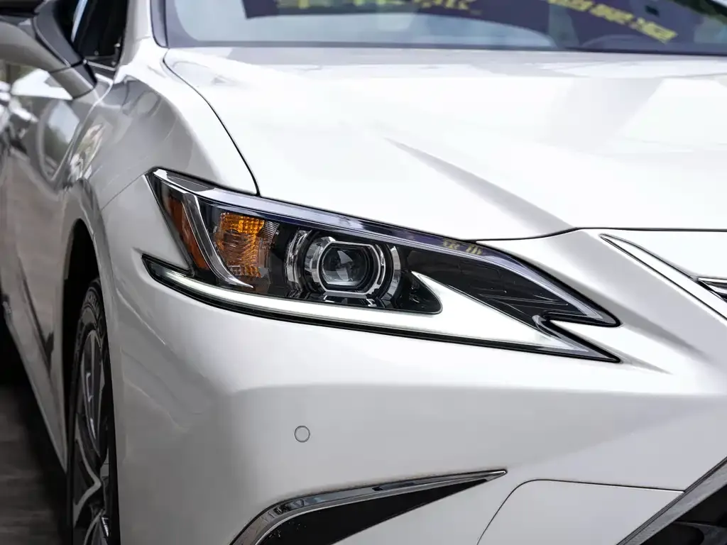 Lexus ES 2021 из CN, фото 6