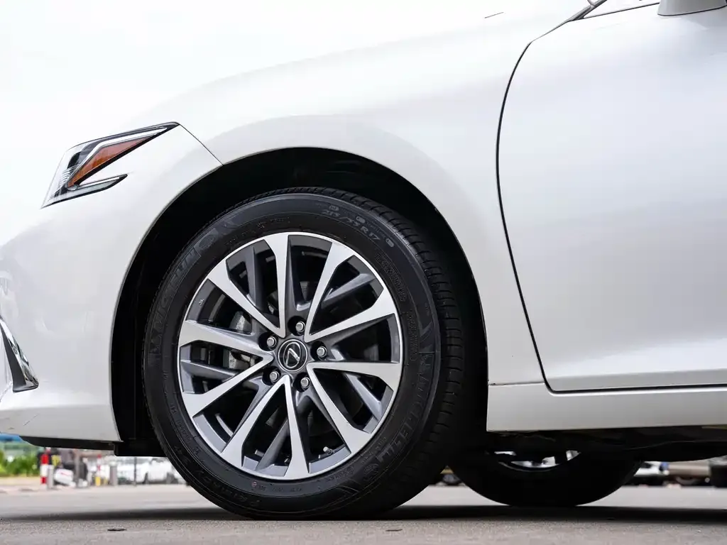 Lexus ES 2021 из CN, фото 2