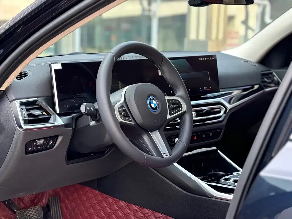 BMW i3 — фото 8