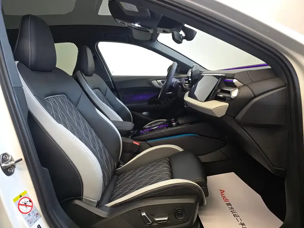 Audi A5L 2025 из CN, фото 8