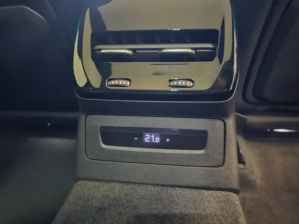 Audi A5L 2025 из CN, фото 10