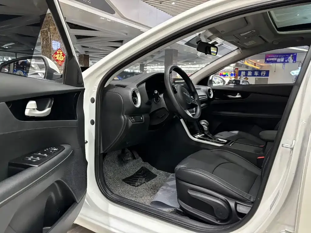 Kia K3 2021 из CN, фото 10