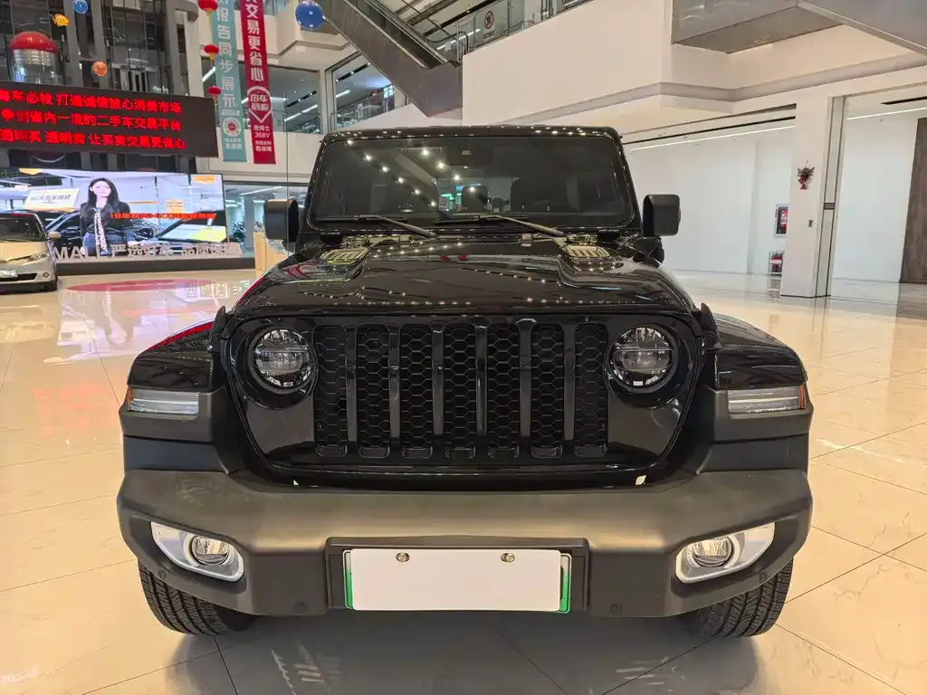 Jeep Wrangler PHEV 2022 из CN, фото 3