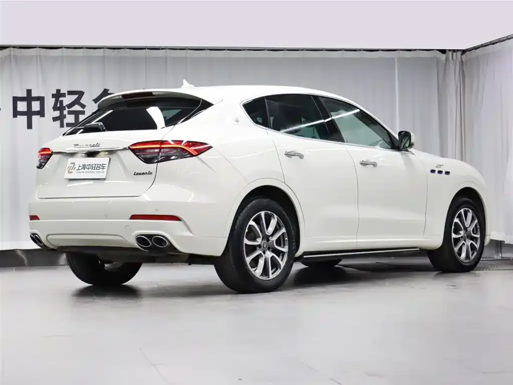 Maserati Levante — фото 10