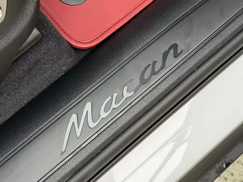 Porsche Macan — фото 8