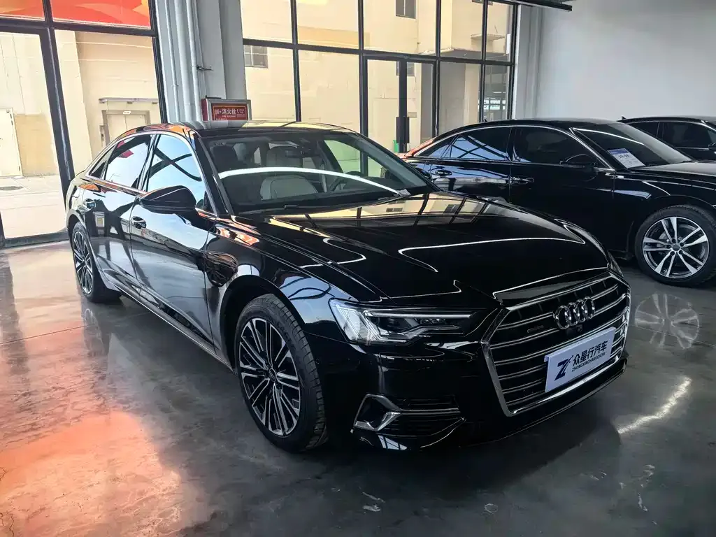 Audi A6L — фото 8