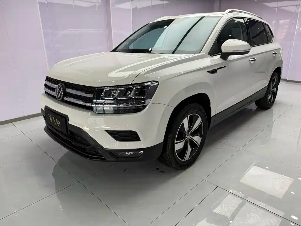 Volkswagen Tharu — фото 1