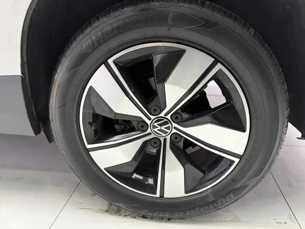 Volkswagen Tharu — фото 9