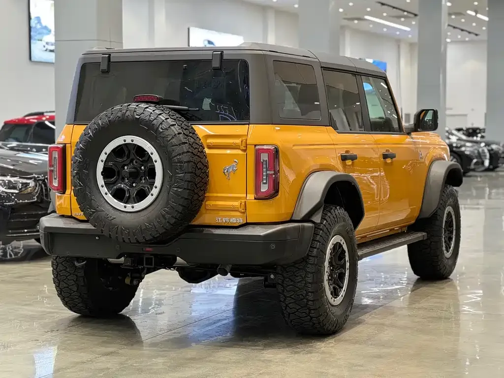 Ford Bronco 2024 из CN, фото 6