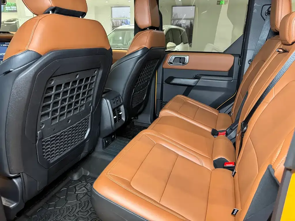 Ford Bronco 2024 из CN, фото 10