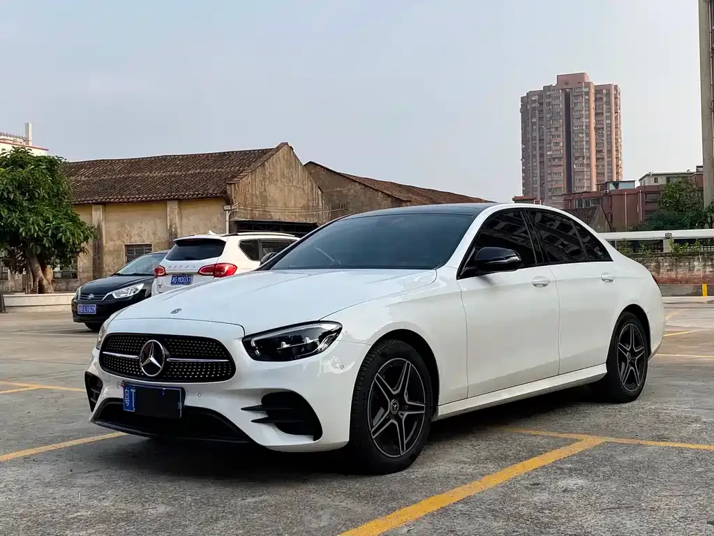 Mercedes-Benz E-Class (Import) — фото 1