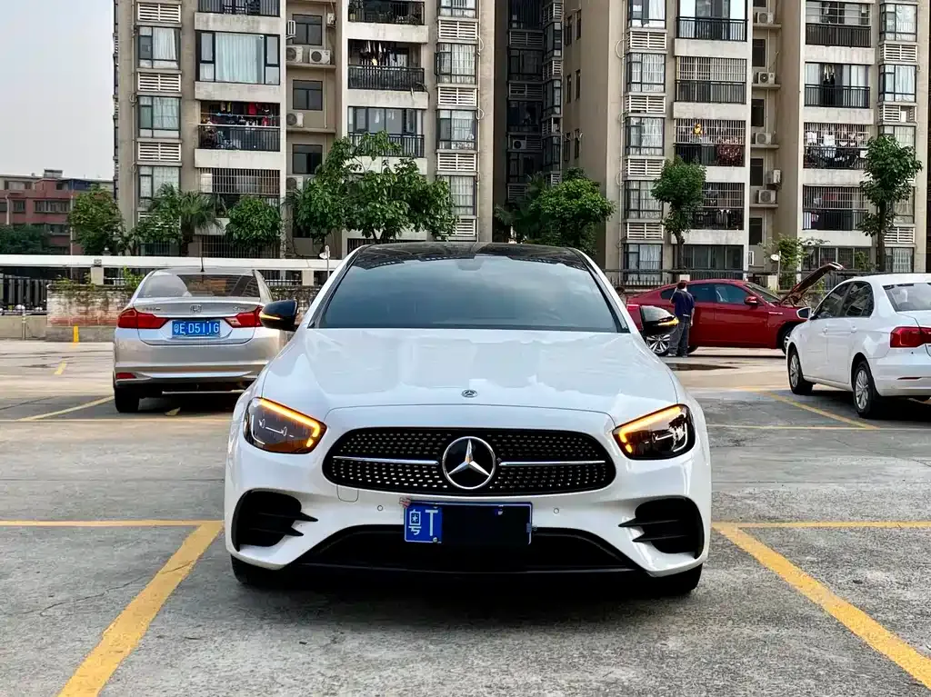 Mercedes-Benz E-Class (Import) — фото 6