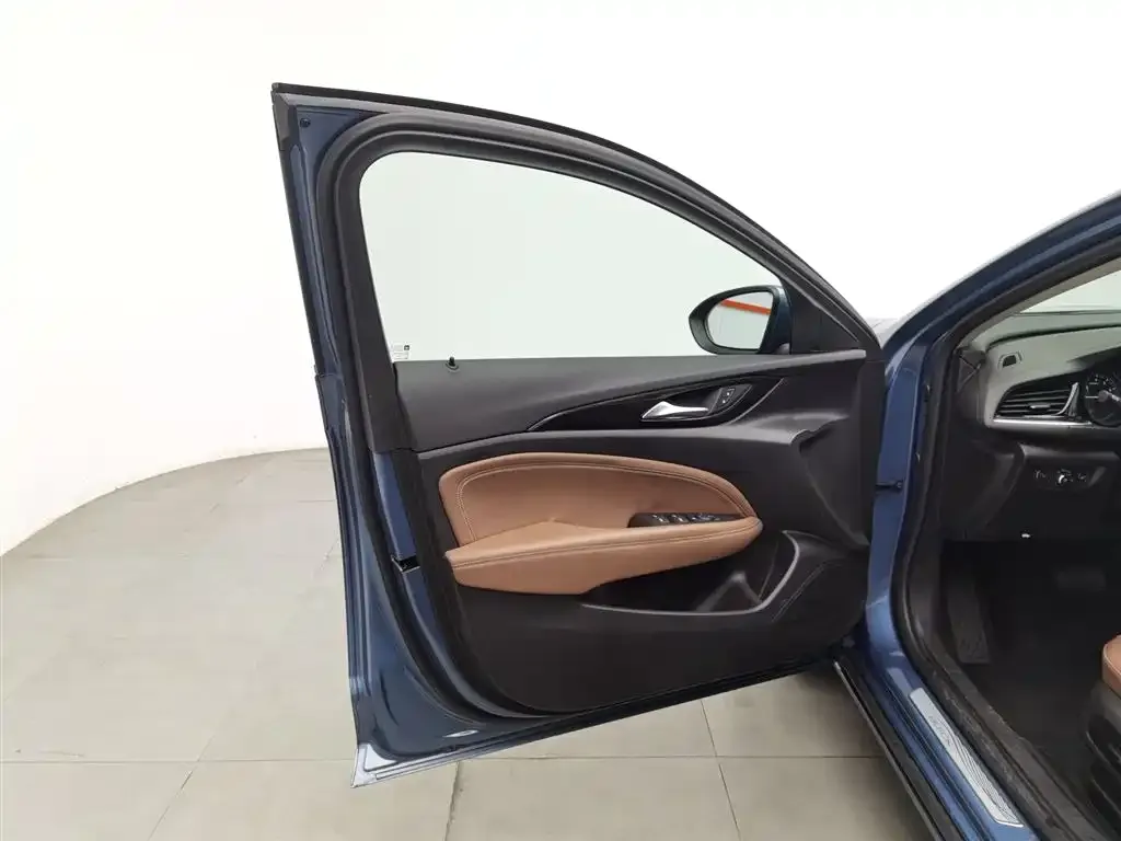 Buick Regal — фото 6