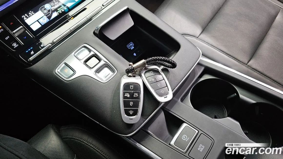 Hyundai Grandeur 2022 из KR, фото 2