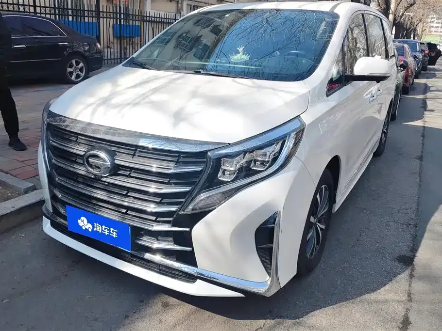 GAC Motor Trumpchi M8 — фото 1