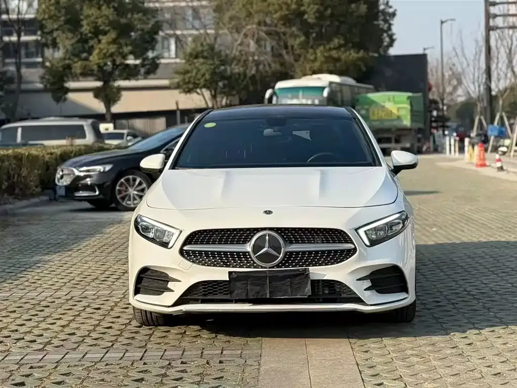 Mercedes-Benz A-Class — фото 7