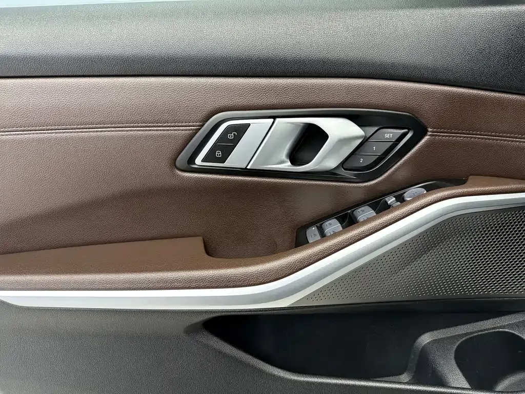 BMW 3 Series — фото 10