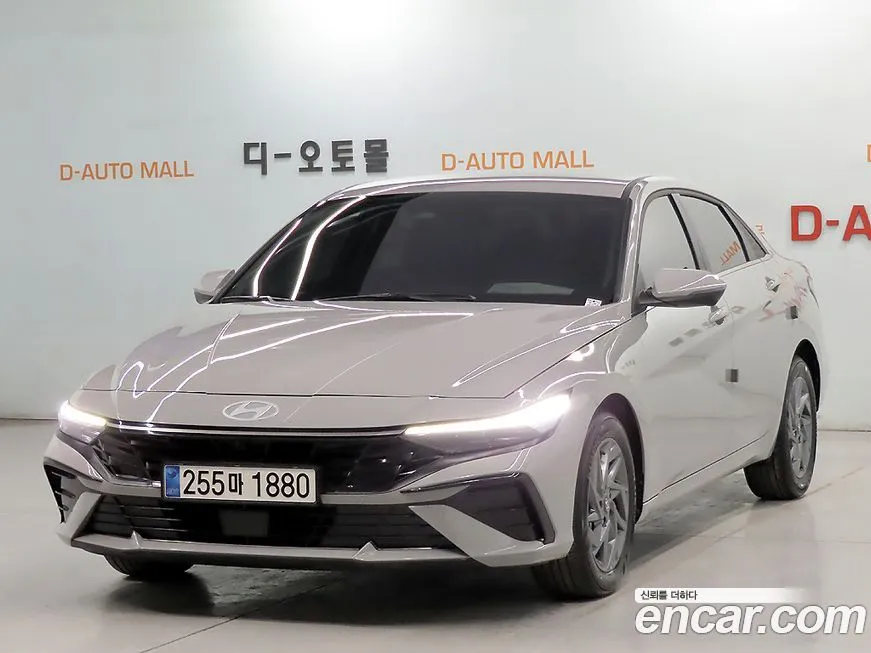 Hyundai AVANTE — фото 1