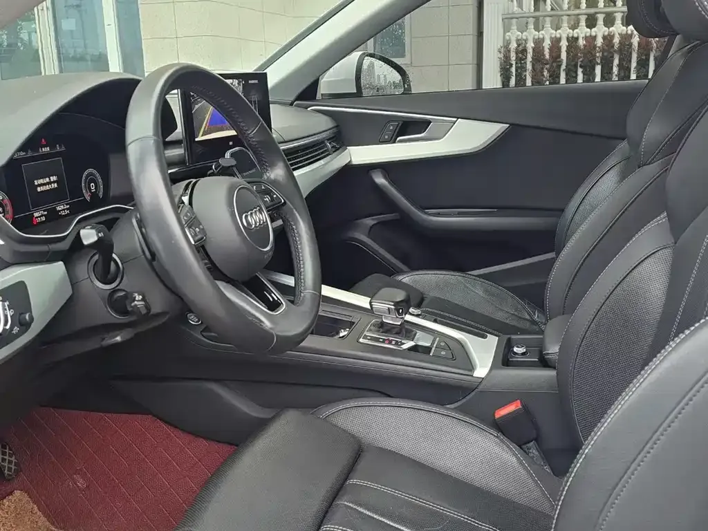 Audi A4L 2021 из CN, фото 5