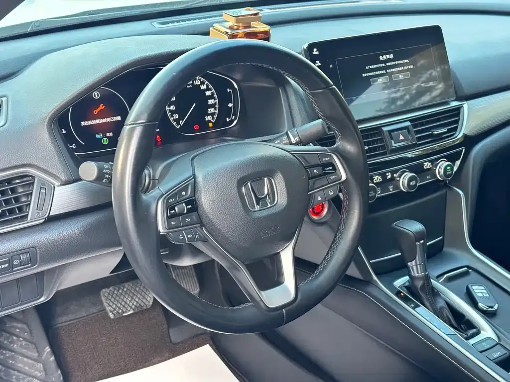 Honda Inspire — фото 3