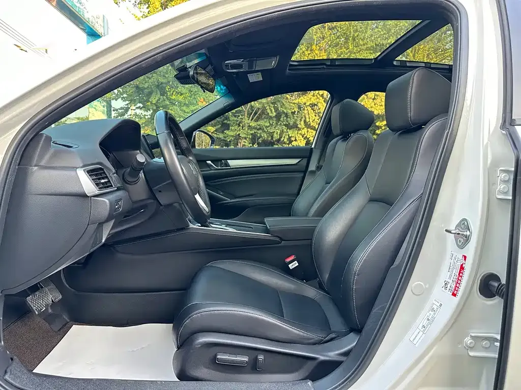 Honda Inspire — фото 8
