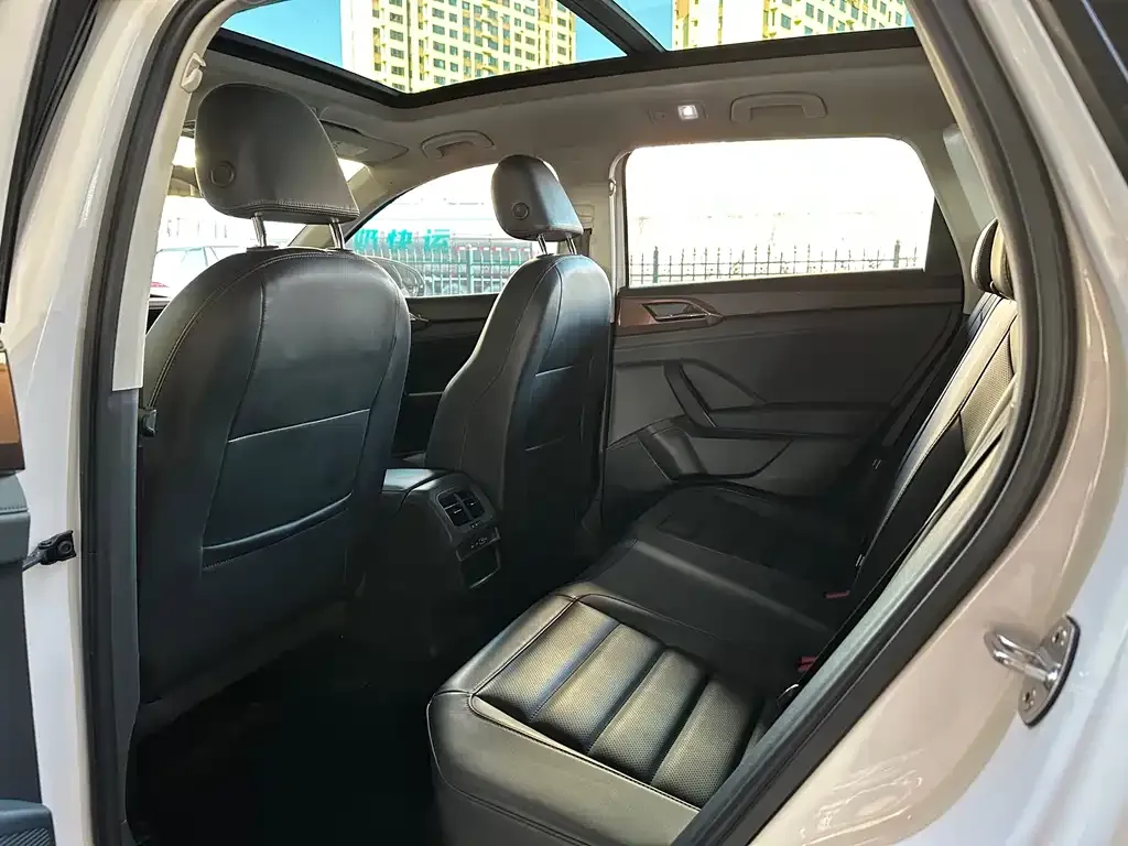 Volkswagen Tharu 2021 из CN, фото 4