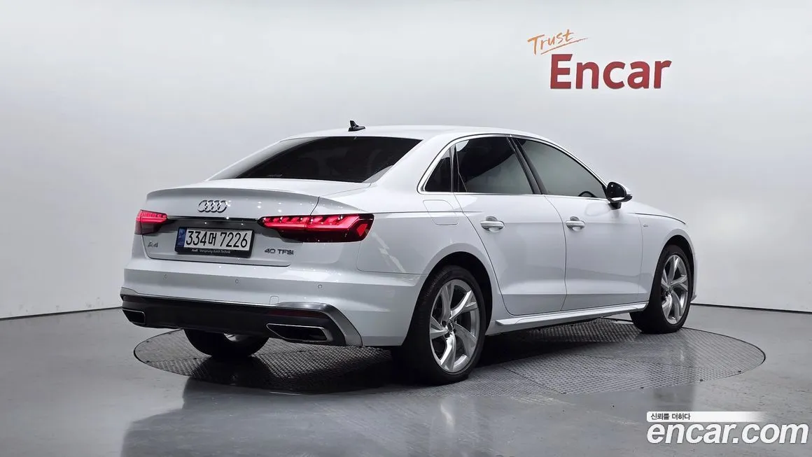 Audi A4 2021 из KR, фото 2