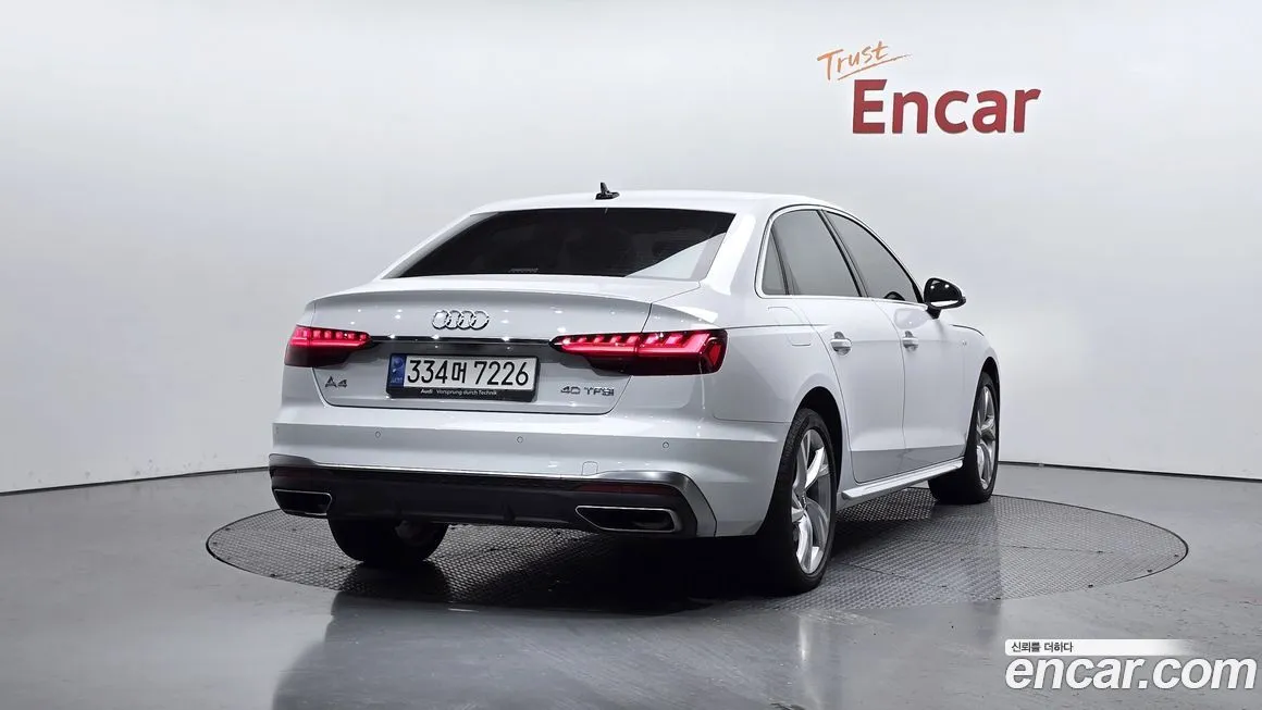 Audi A4 2021 из KR, фото 10