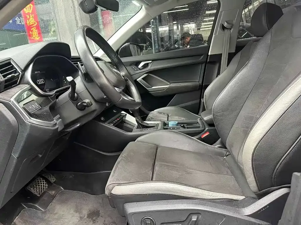 Audi Q3 2022 из CN, фото 8
