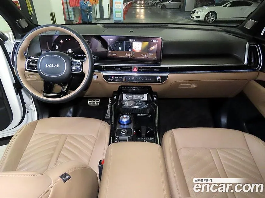 Kia Sorento — фото 7