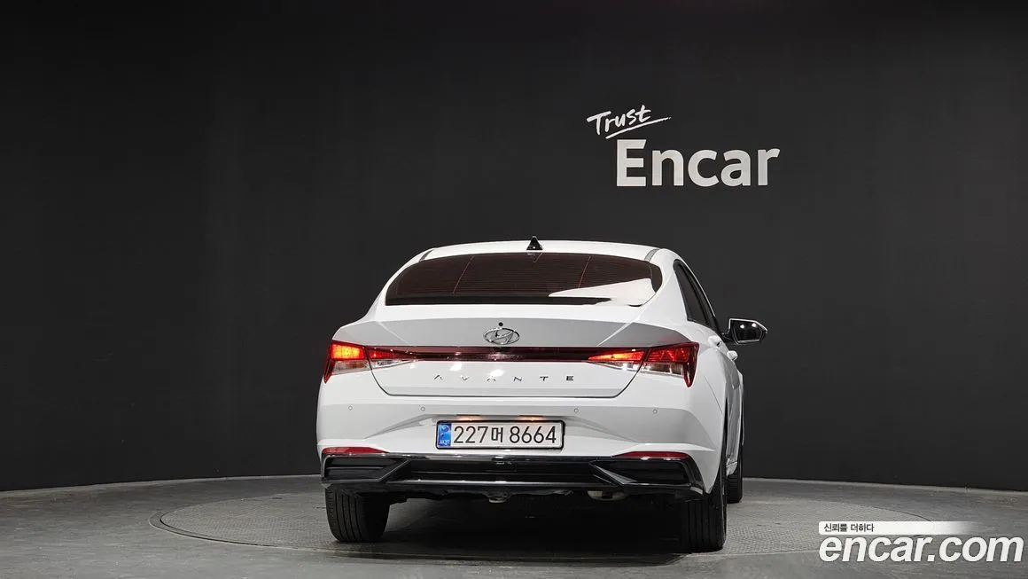 Hyundai AVANTE — фото 7