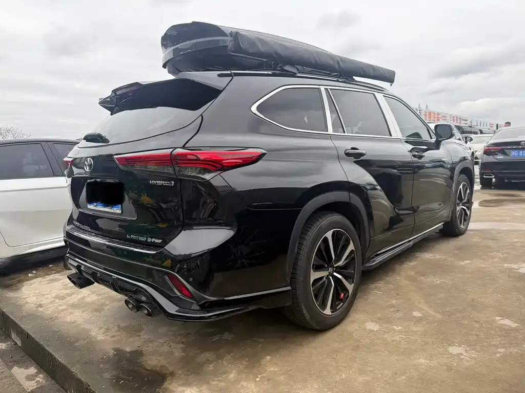 Toyota Crown Kluger 2022 из CN, фото 5
