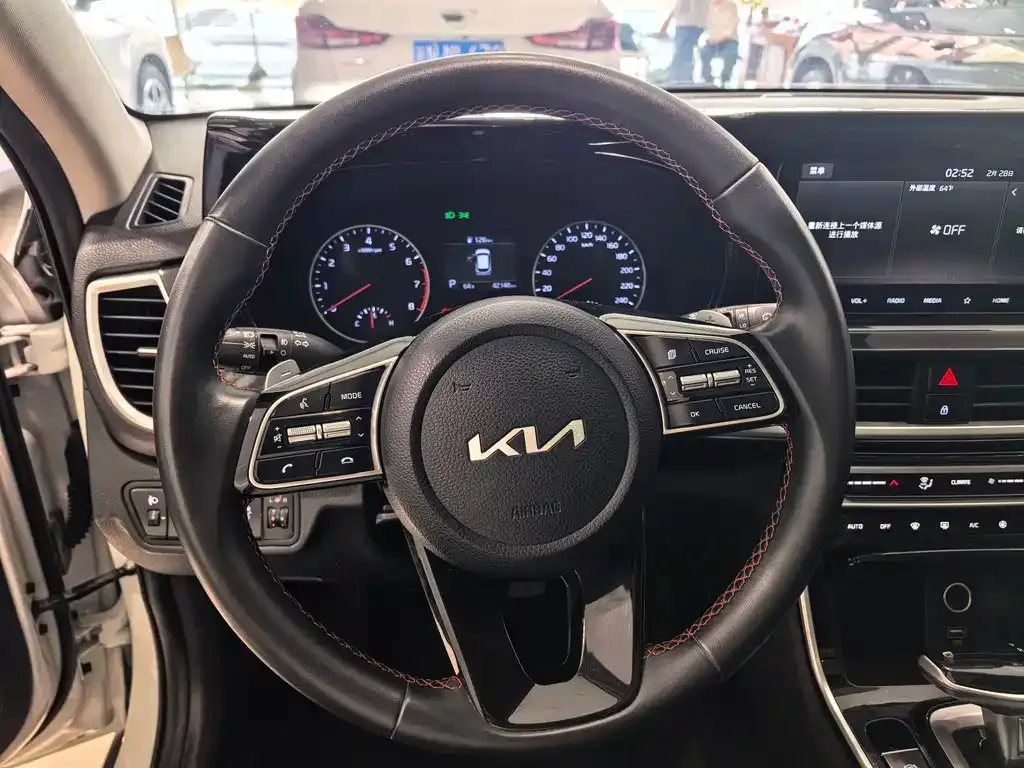 Kia KX3 — фото 9