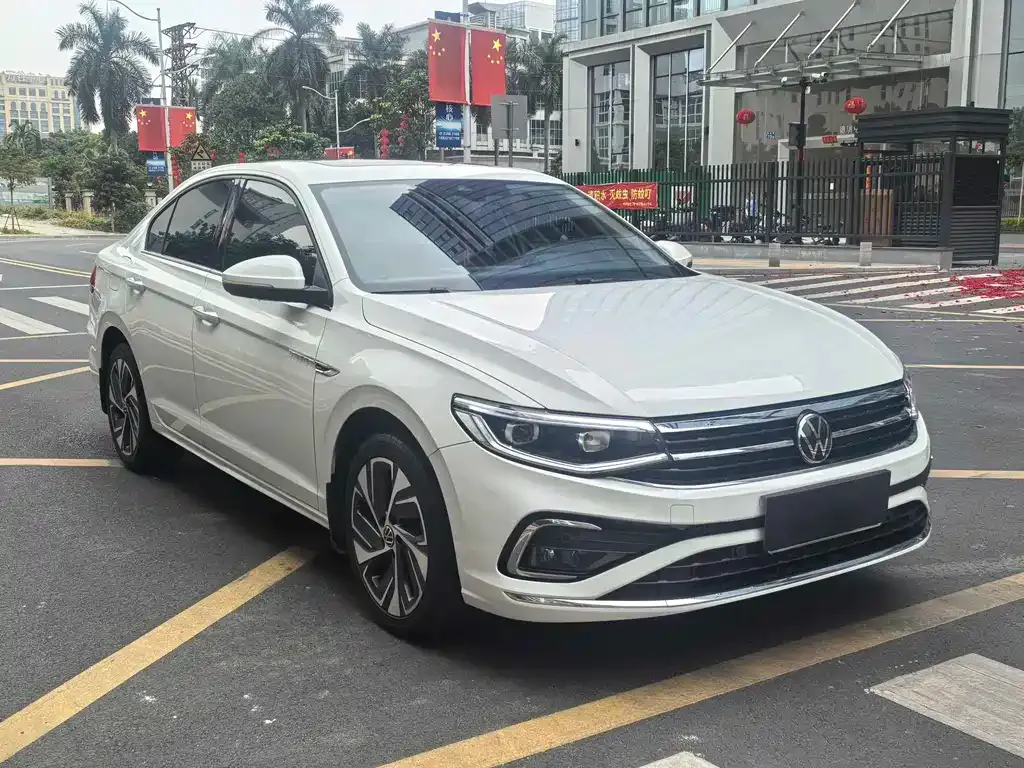Volkswagen Bora 2023 из CN, фото 4